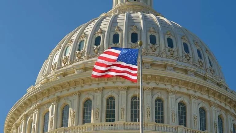 Cointelegraph met en avant le Clarity Act alors que les développeurs recherchent un allégement réglementaire
