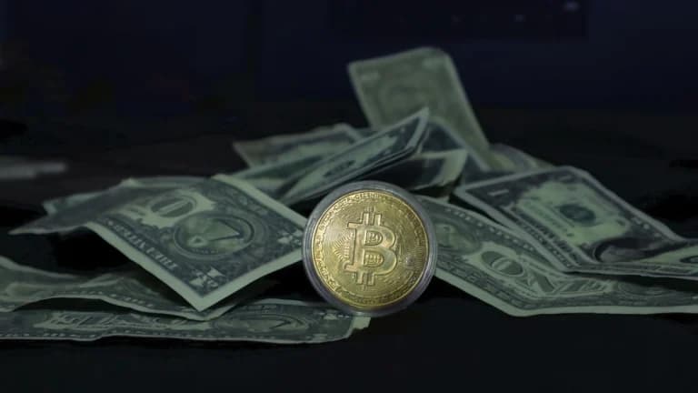 Altcoins Struggle for Independence — ETH and Others Follow Bitcoin’s Lead