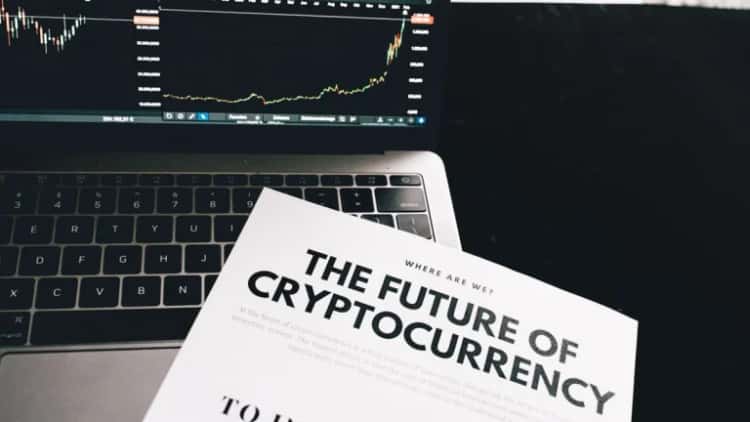 Whale Alert Reports Transfer of 1,300 BTC Between Unknown