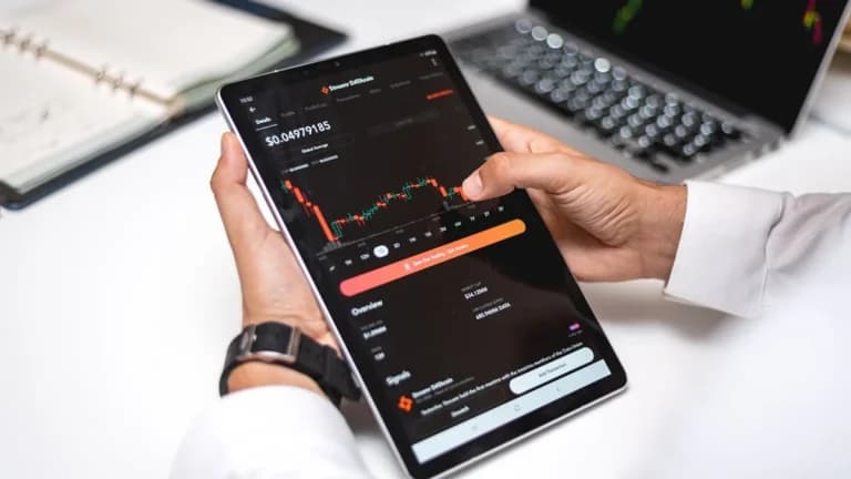 SOL Sees Inflows as ETF Activity Shifts — Here’s Why It Matters