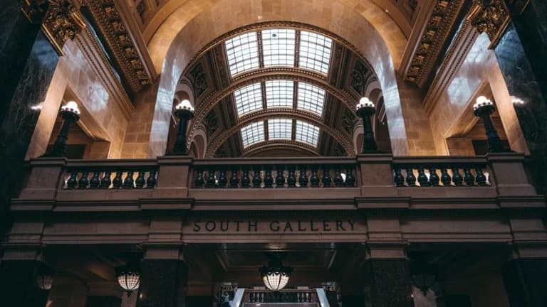 140.214 BTC: U.S. Government Wallet Transfers Funds to Coinbase Prime — What It Means for Traders