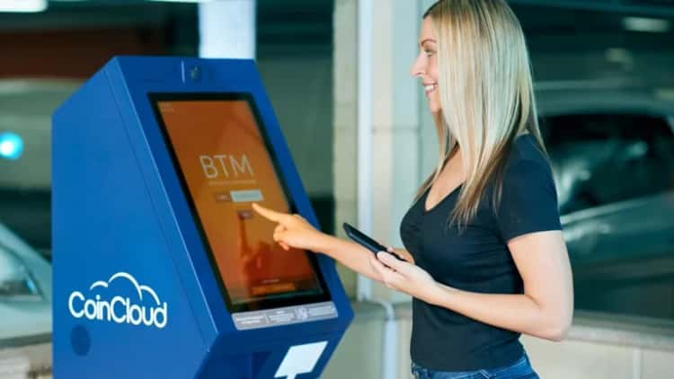 Buying More Bitcoin Feels Like a Leveraged Gamble — CryptoKaleo Amplifies Concerns
