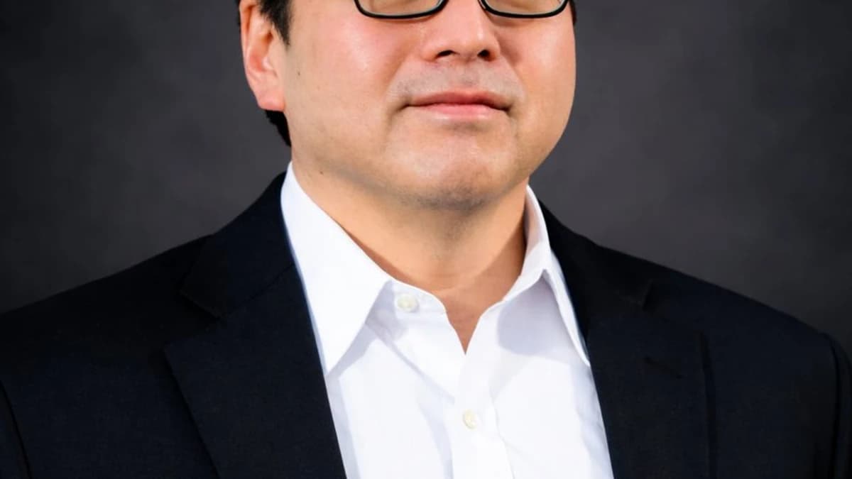Why Lookonchain Just Highlighted a Major Whale Move