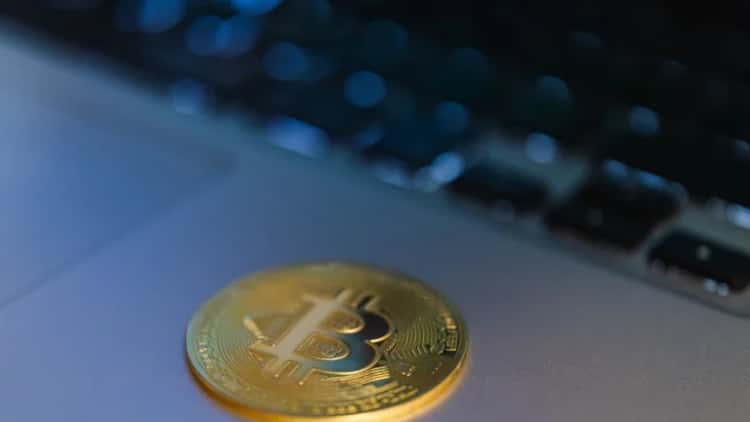 Why Fidelity Just Joined the Race for Stablecoin Reserves