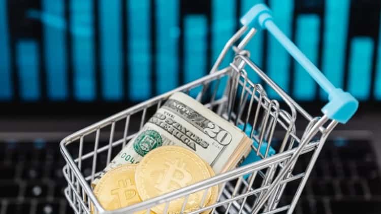 Bitcoin ETF Inflows Surge in August, Sparking Institutional