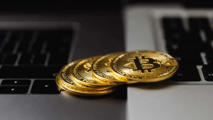 Bitcoin Ranks #7 on Reddit Finance Discussions — What Does This Mean for the Market?